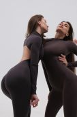 Жіночий комбінезон з довгим рукавом та легінсами | VV Brand